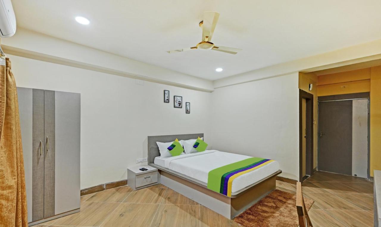 Treebo Sidhartha Elite Hotel Bhubaneswar Exterior photo